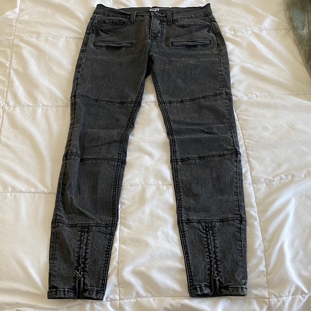 BDG Charcoal Skinny Jeans